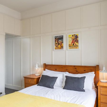 The Kings Head Bed and Breakfast Wye Exteriör bild