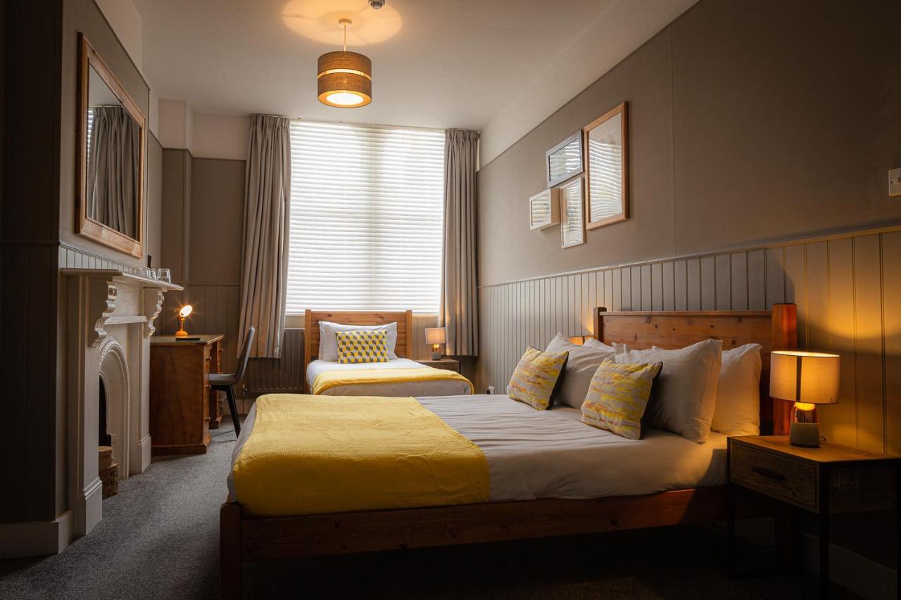 The Kings Head Bed and Breakfast Wye Exteriör bild