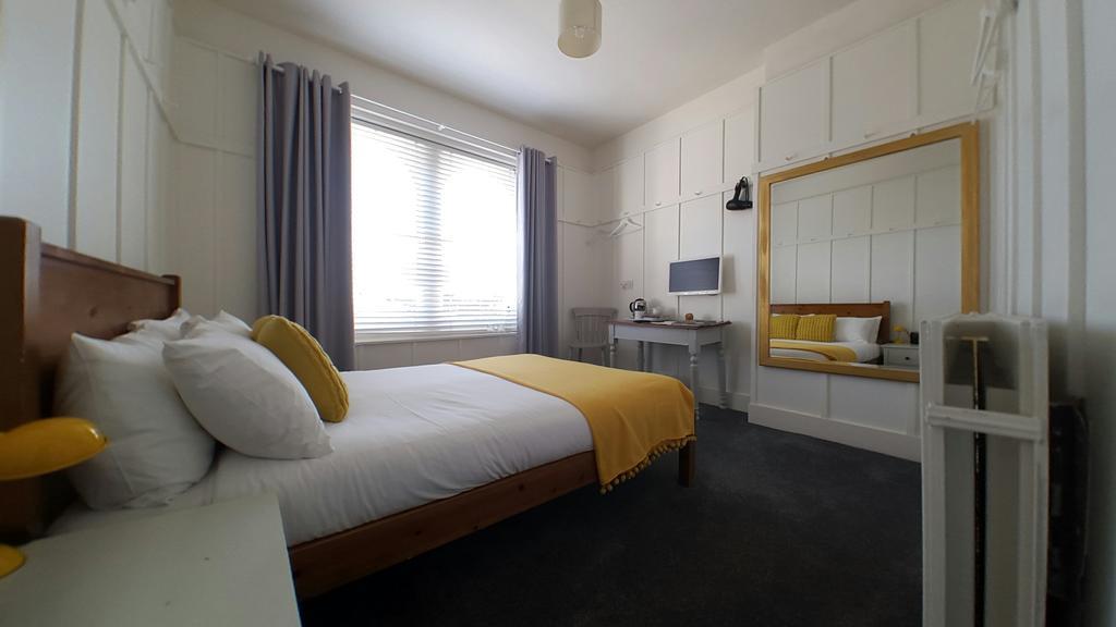 The Kings Head Bed and Breakfast Wye Exteriör bild